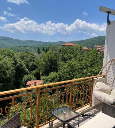 Niki's Paradise View