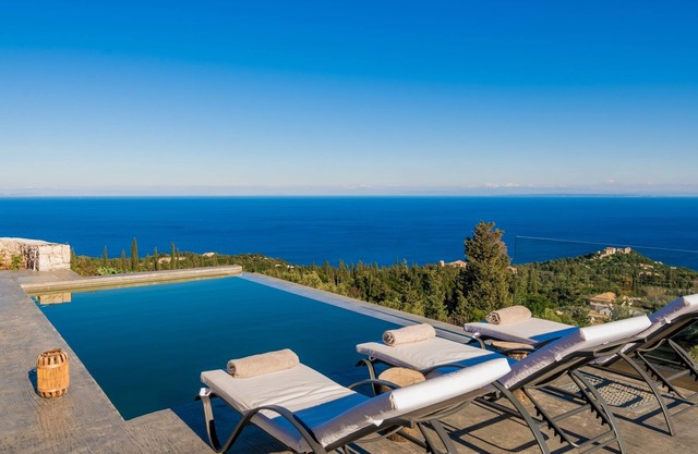 Nikolakos Villa - Amazing sea view villa
