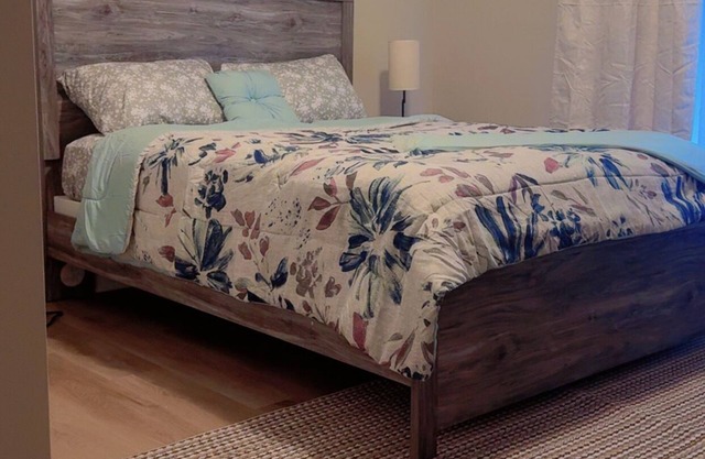 nLuxurious Escape: modern comfort meets rustic charm!