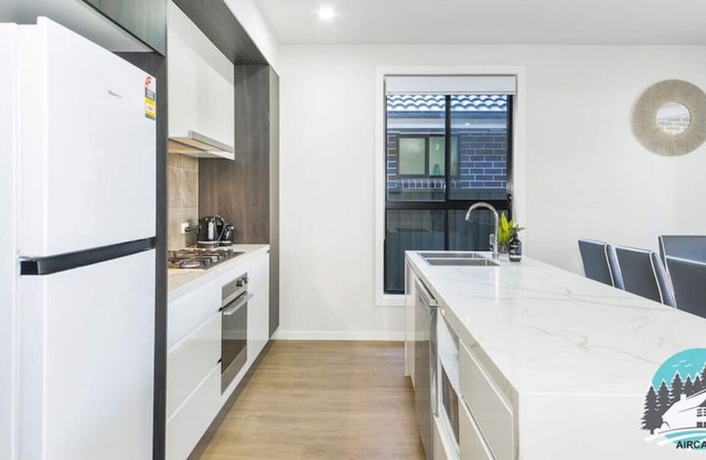 NMAR025 · Aircabin | Marsden Park | Lovely | 4 Beds House