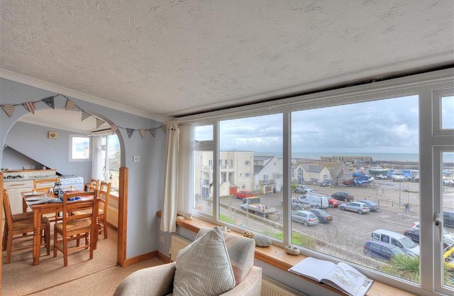 No 3, 5 Ozone Terrace