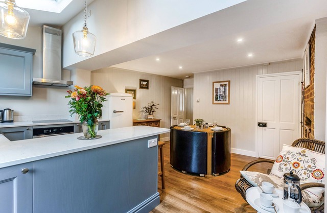 No. 32 Upper High Street WestgateCottage