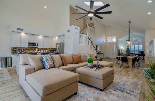 NO TAX! Stunning$100K+Remodel! Perfect QuietLocation,HtdPool,Spa,BBQ,FirePit,SUV