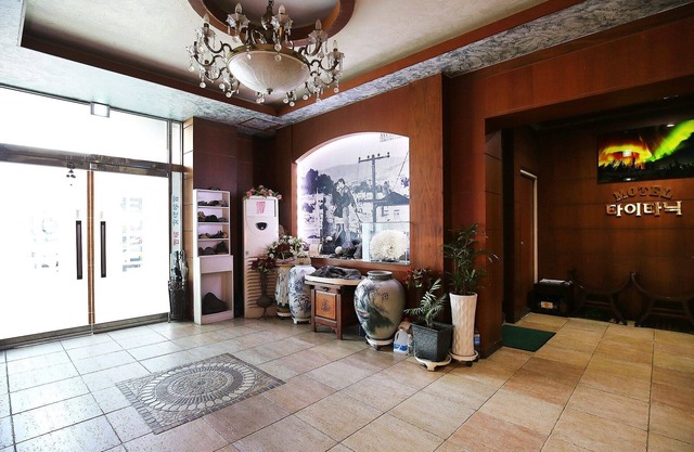 Nonsan Titanic Motel