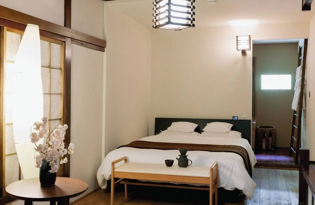 Nonsmoking 1st floor Garden Room double Dinner and breakfast included/Shiojiri Nagano