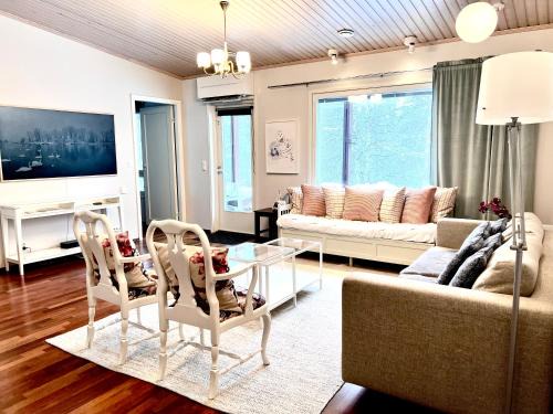 Nordic Villa with private sledding hill and fire pit