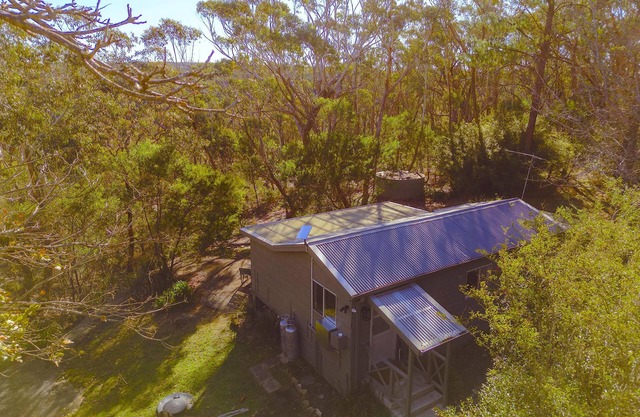 Norman Lindsay Cottage - Wilderness Cabin, A/C, BBQ, Smart TV, Norman Lindsay Gallery Estate
