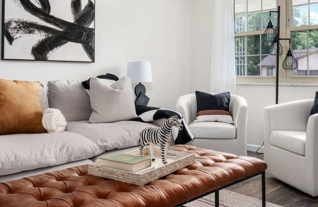 Northern Peak: Cozy and Welcoming 3BR, 1.5BA