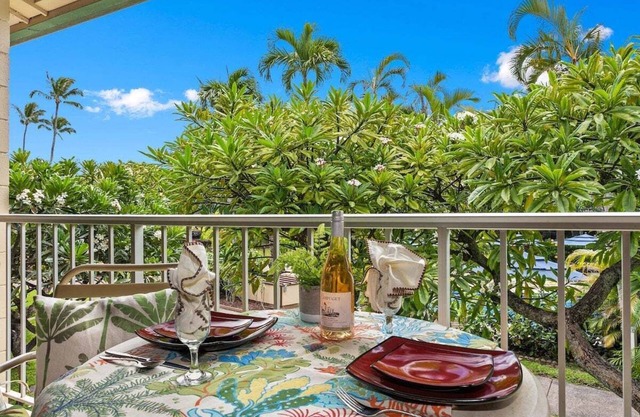 NS D227 OceanFront Resort w Pool