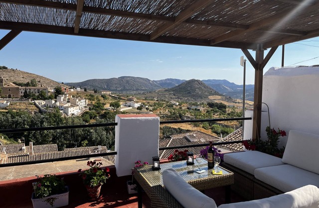 nTownhouse with spectacular roof terrace in the centre of Velez Blanco