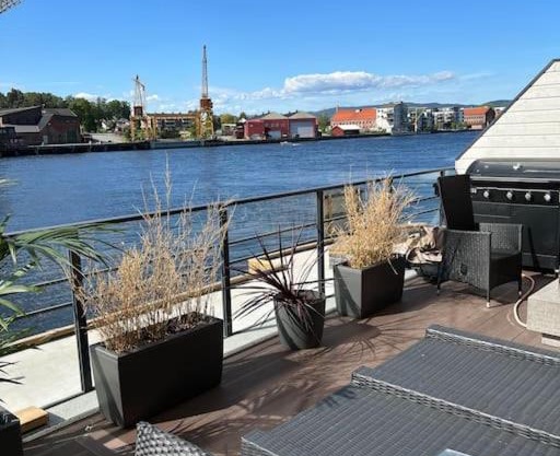 Ny exlusive leilighet ved elva