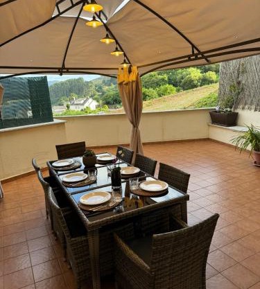 O Barqueiro- Fisher Village