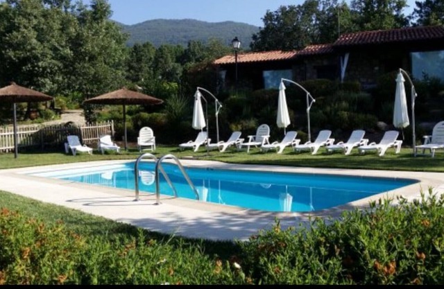 Oak Apartments. 2 bedrooms. Little paradise in the mountains