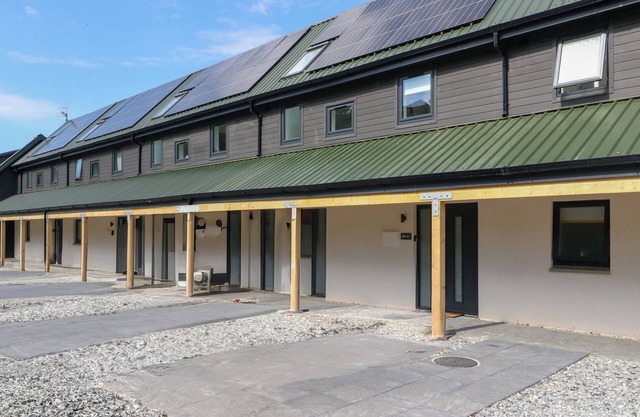 OAKBANK MEWS, pet friendly in Aberfeldy