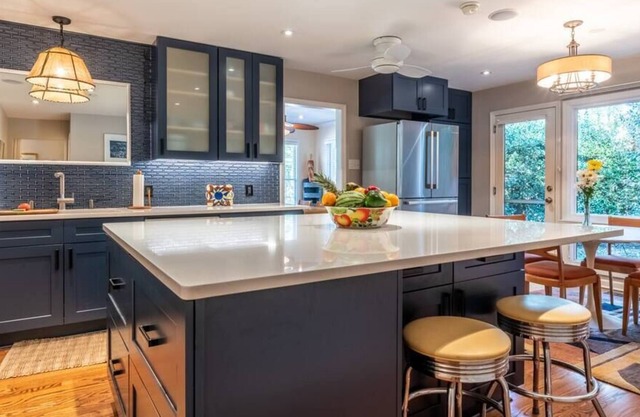 Oasis in the City- Great Location Awesome House