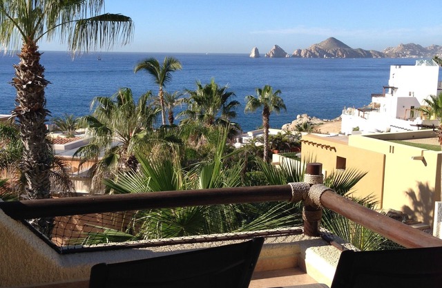 Ocean & Arch View Penthouse With A 2 Min Walk To The Beach