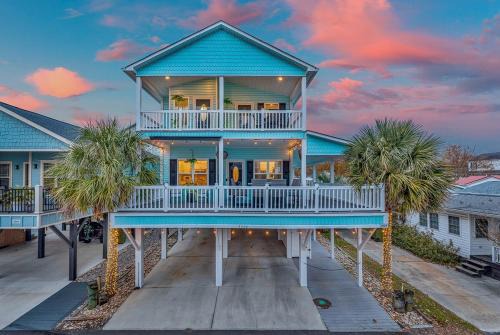 Ocean Lakes 5bd with arcade game table and waterpark