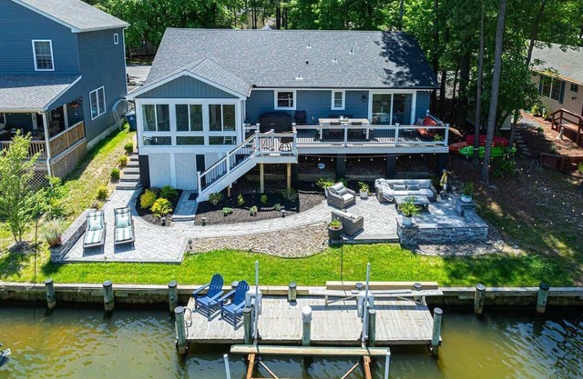 Ocean Pines 3BR 2BA Canal Front Home with Sunroom