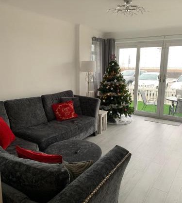 Ocean View in Worthing, sleeps 9