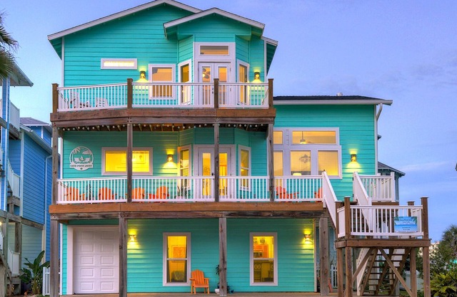 Ocean views from two decks & beach boardwalk across the street