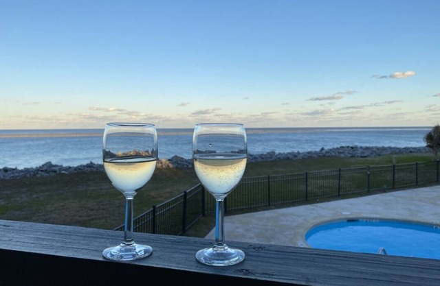 Ocean views, private pool at North Hampton Villas