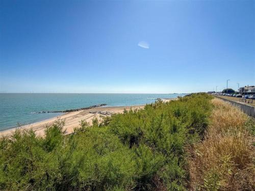 Oceanfront 4BR Beach Retreat