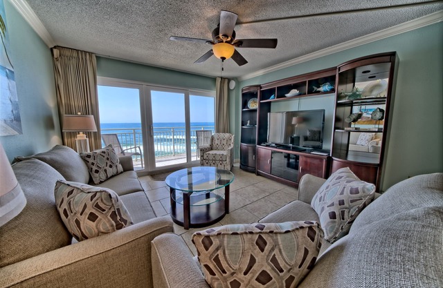 Oceanfront Dunes D805 + Free Seasonal Beach Loungers