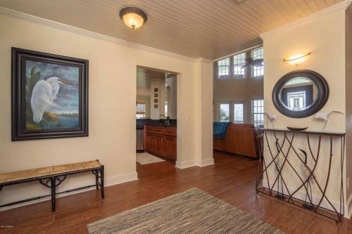 OCEANFRONT luxury 5 BR home in gated Harbor Island Community