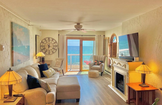 Oceanfront Oasis: Stunning Beach Condo in the Heart of Old Orchard Beach, Maine