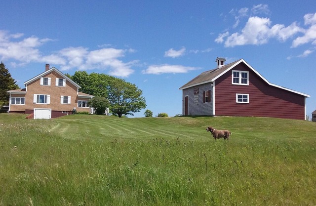 OCEANSIDE AT THE KATIE DOVE BEACH FARM ON HOLMES BAY