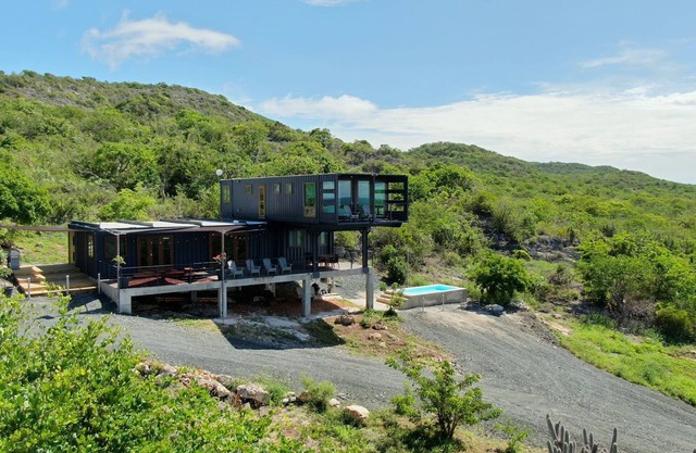 Oceanview 3BR COR-TEN House - w/view of Gilligan's Island
