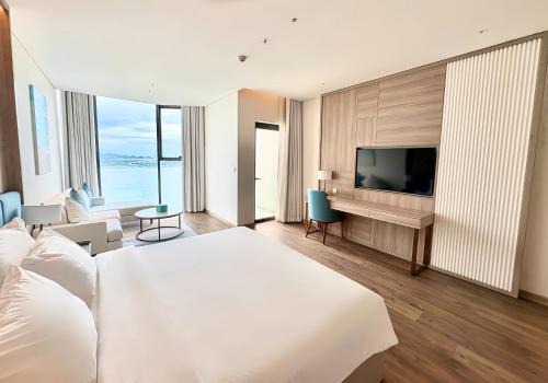OceanView Alacarte Hạ Long