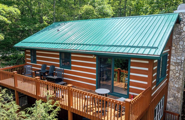 October Adventures, High Country Comforts @ Mount Jefferson Vistas