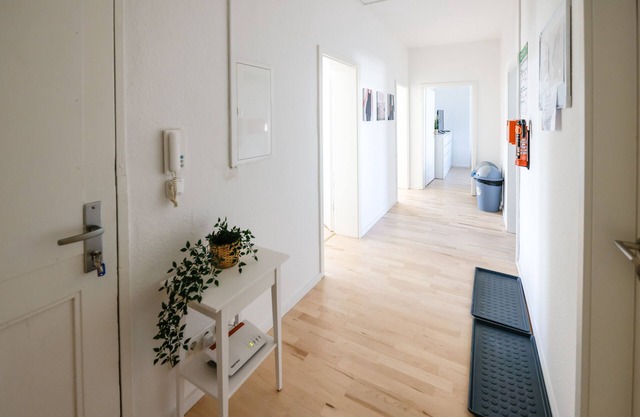 OF02 - Apartment with balcony in Offenbach am Main, 86sqm, 3 rooms, max. 6 persons