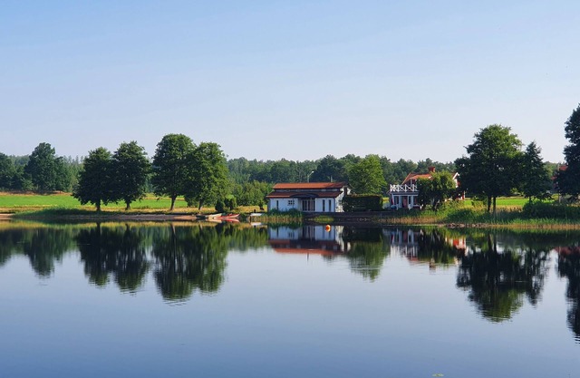 Off to the north - Bright loft in southern Sweden right on the water for 2-4 people