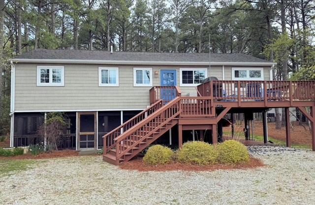 Ohana Sunrise - VERY NICE 3BR, Close to the beach - Linens & Towels provided