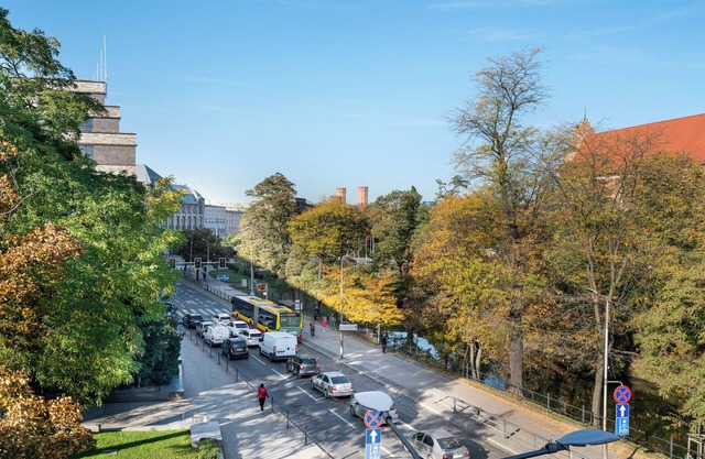 Oldtown Parkview Apartment n5 minute walk to the market suqare - old moat view