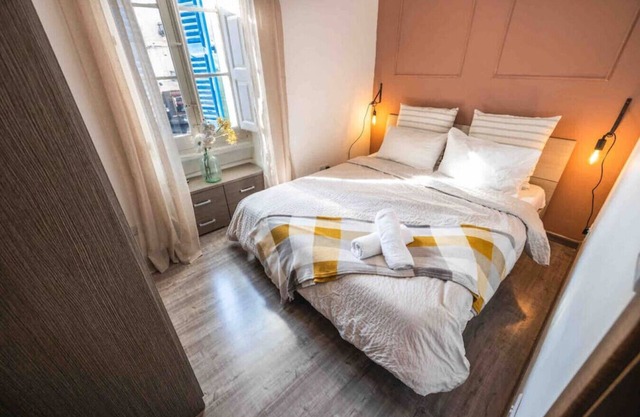 Olivia's 2 bedroom apartment