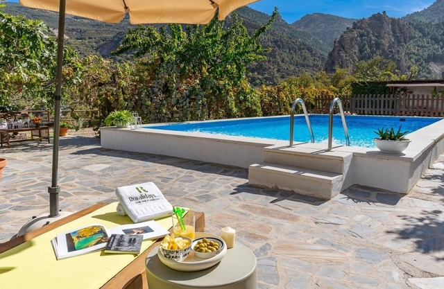 Olivillas Garden Güéjar Sierra by Ruralidays