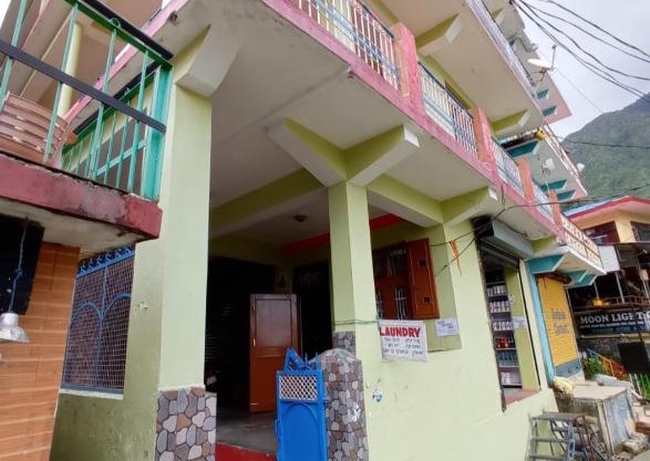 Om kailash house