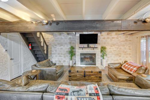 On 30 Acres with Trails! Lakefront Streetman Home