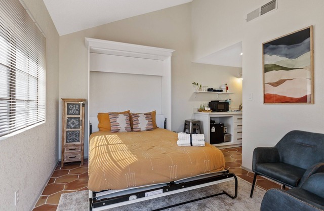 On A Lake | Great Amenities | Near Downtown