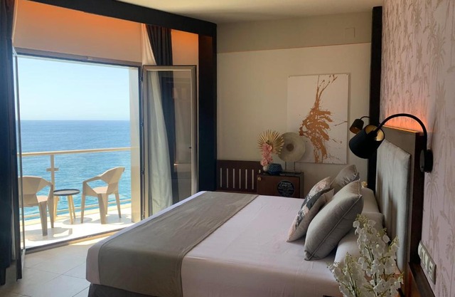 ON ALETA ROOM designed for adults