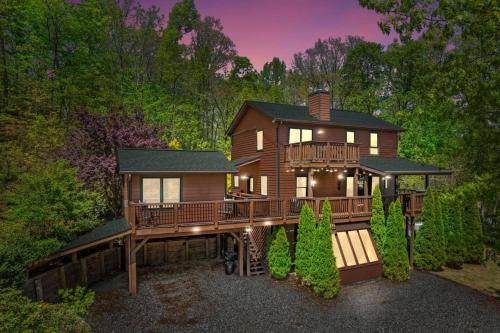 On Mountain Time, near casino and golf