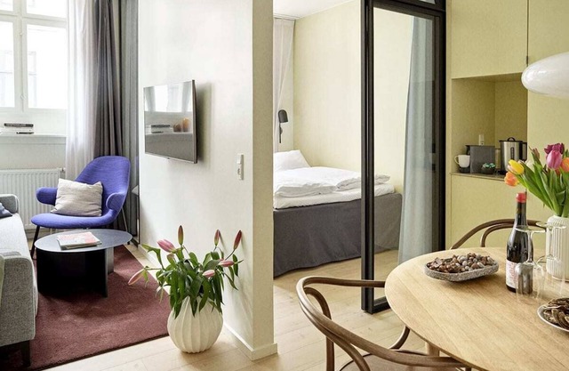 One Bedroom Apartment | Sleeps 3