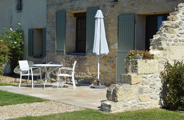 One Bedroomed Cottages Surrounded By Over 6 Acres of Breathtaking Scenery