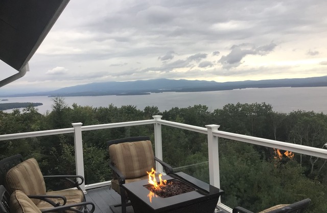 One of the best views of Winnipesaukee, gorgeous sunrises,Mt viewsnnnnnnnnmile