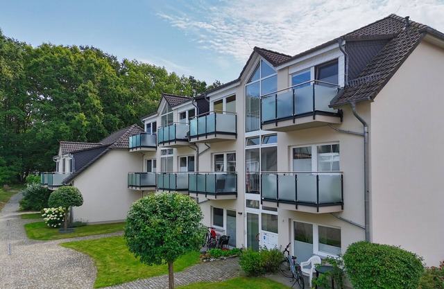 Only 100 m to the beach, apartment with balcony and terrace - App. Eldena FeWo 04