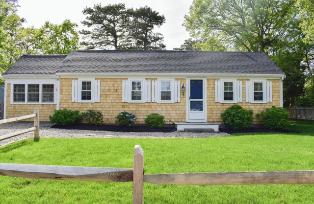 Only .3 miles to the beach with central air conditioning!