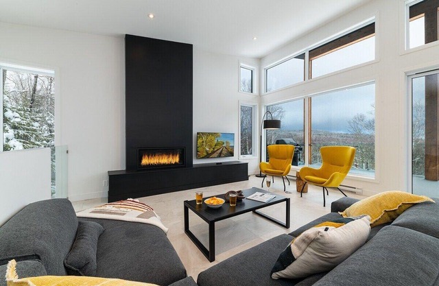 Onyx 150: Scenic Rivew Views & Spa